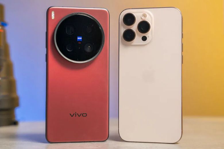 Vivo X200 Ultra và iPhone 16 Pro Max 1