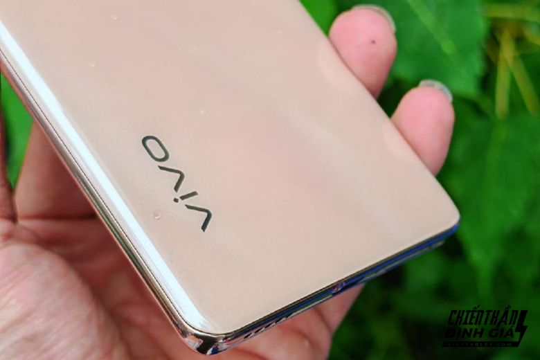 Vivo V40 7