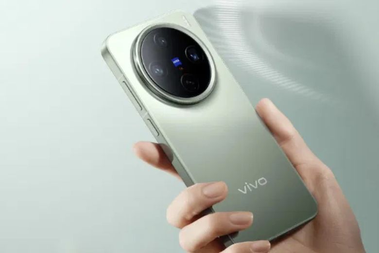 Vivo X200 FE 5