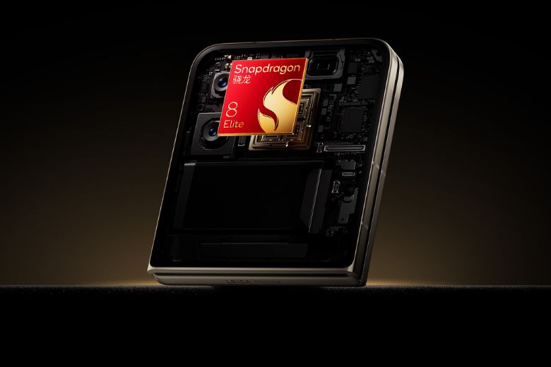 Xiaomi Mix Flip 2 6