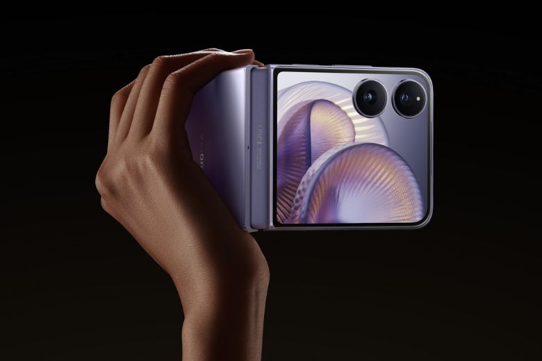 Xiaomi Mix Flip 2 8