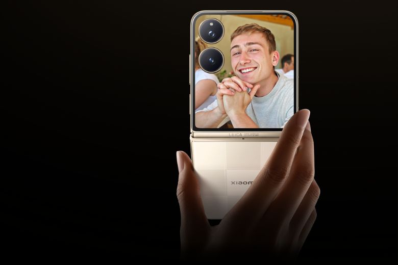 Xiaomi Mix Flip 2 9