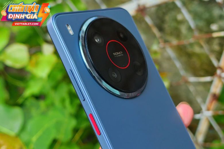 ZTE Nubia V70 Max 6