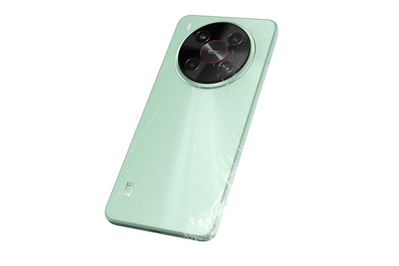 ZTE Nubia V70 Max 2