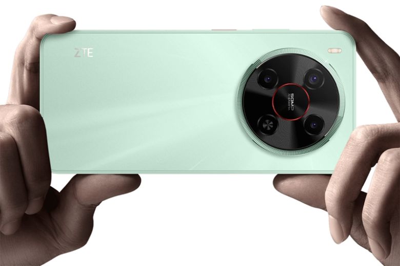 ZTE Nubia V70 Max 5