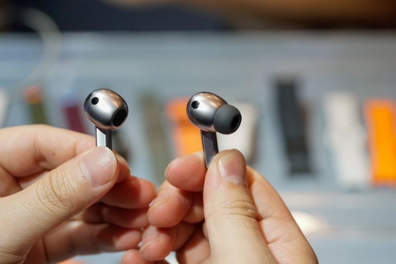 Galaxy Buds3 không có núm tai nghe