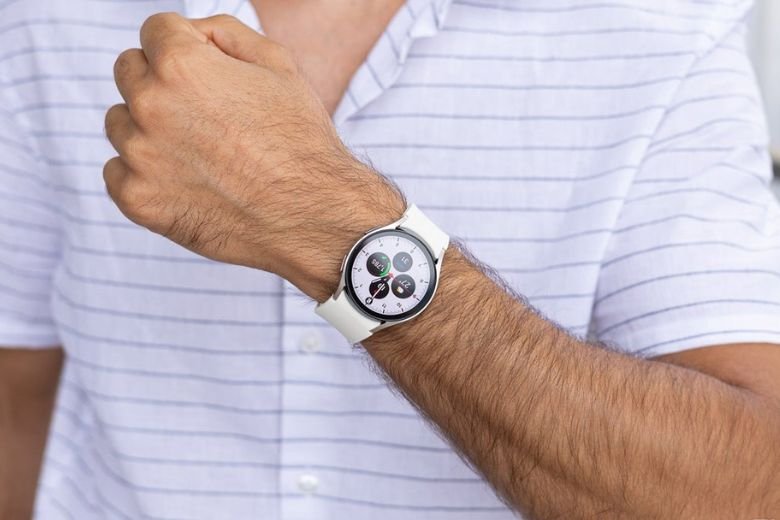 Thiết kế gọn nhẹ cứng cáp Samsung Galaxy Watch 7