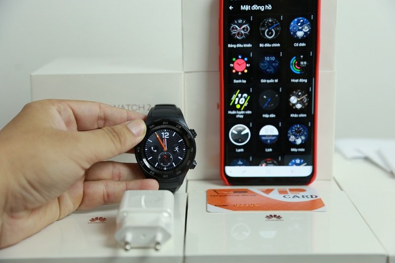 can-canh-huawei-watch-2-chinh-hang-viettablet