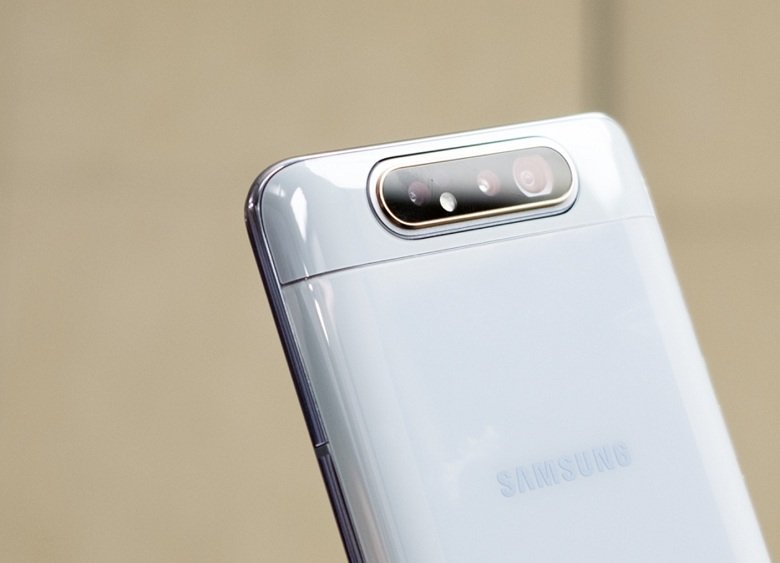 Thiết kế Samsung Galaxy A80 đẹp độc đáo
