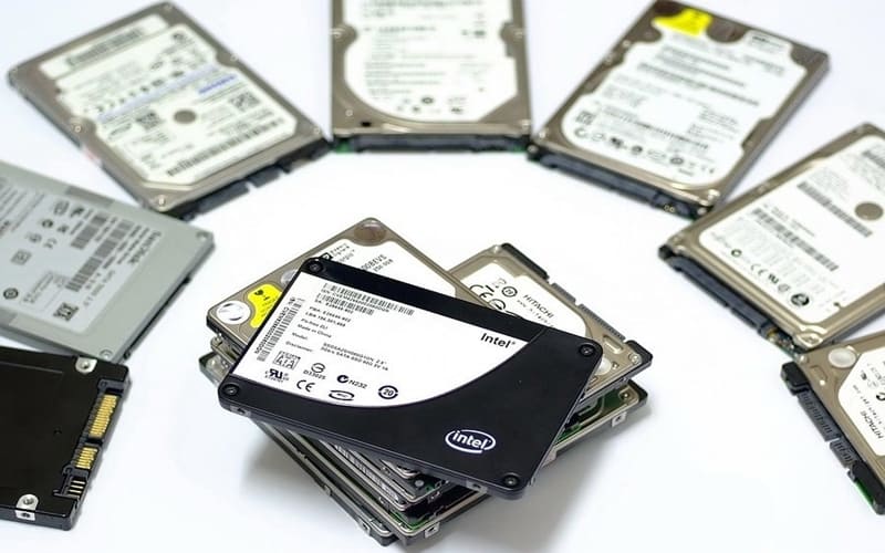 Ổ cứng hoặc SSD gặp sự cố phần cứng