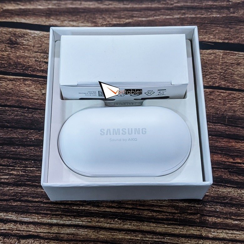 mở hộp tai nghe Samsung Galaxy Buds