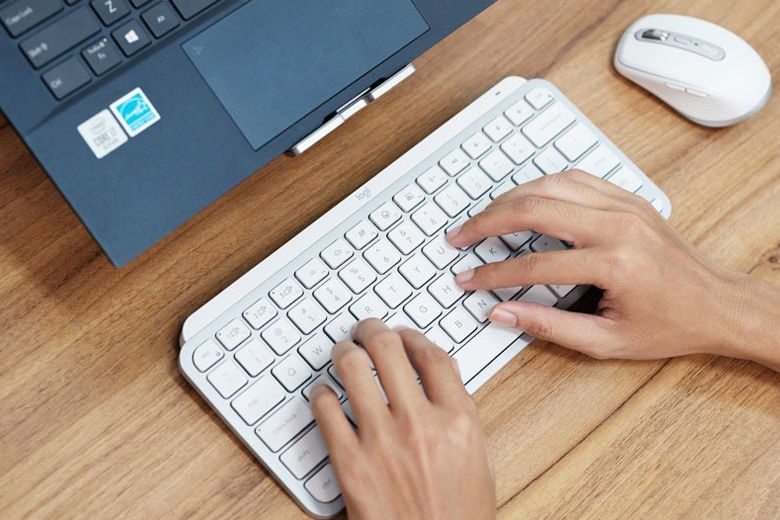 laptop không nhận bàn phím rời USB