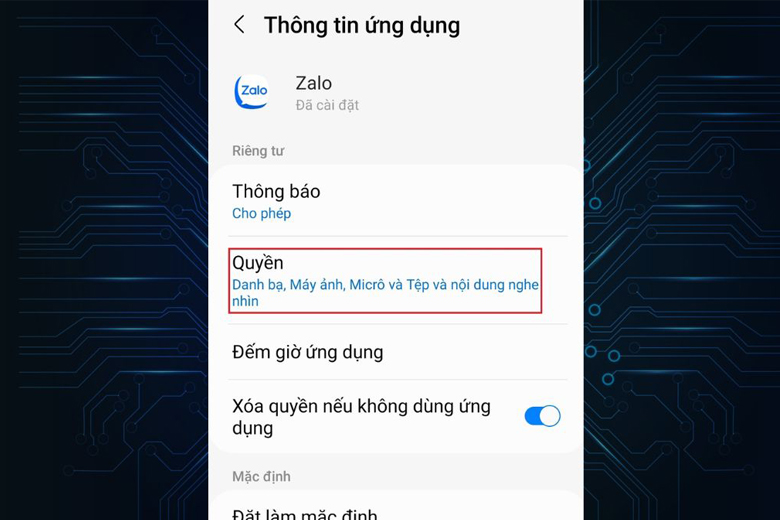 chọn vào mục Quyền trong phần cài đặt