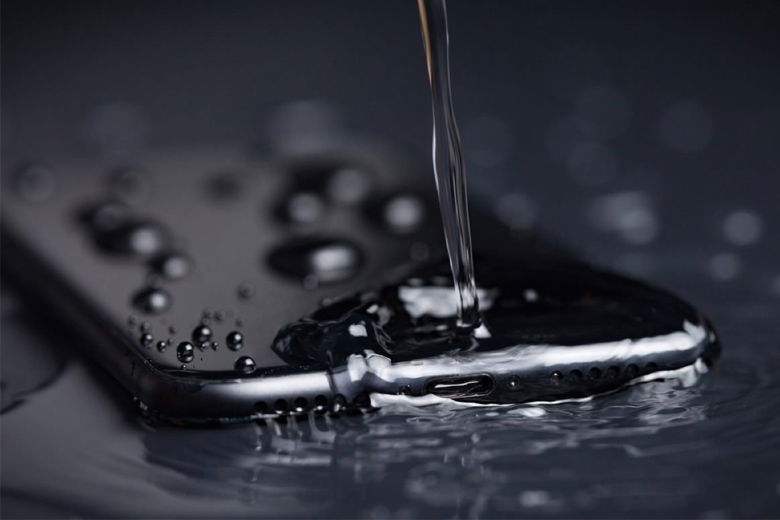 Nguyên nhân khiến màn hình iPhone bị liệt 1 góc