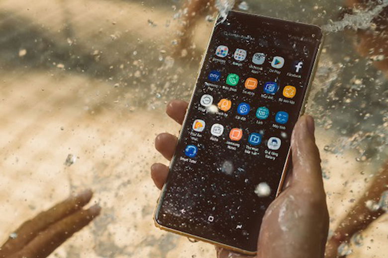 Lỗi màn hình iPhone bị liệt 1 góc