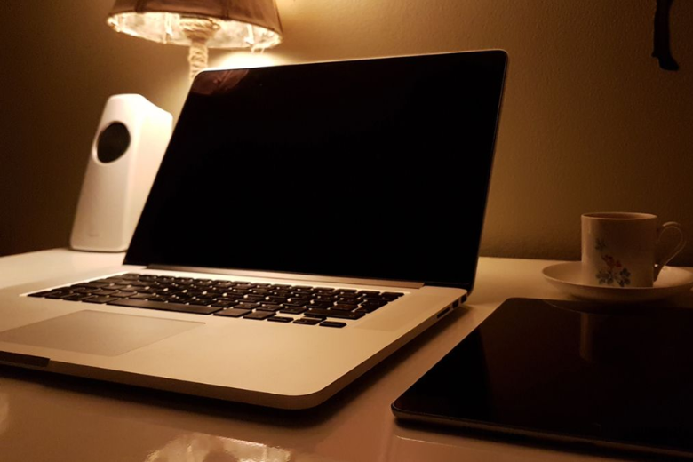 nhận biết lỗi Laptop không lên màn hình quạt vẫn chạy