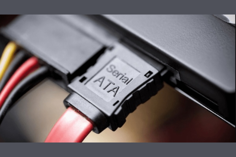 Kiểm tra lại kết nối SATA