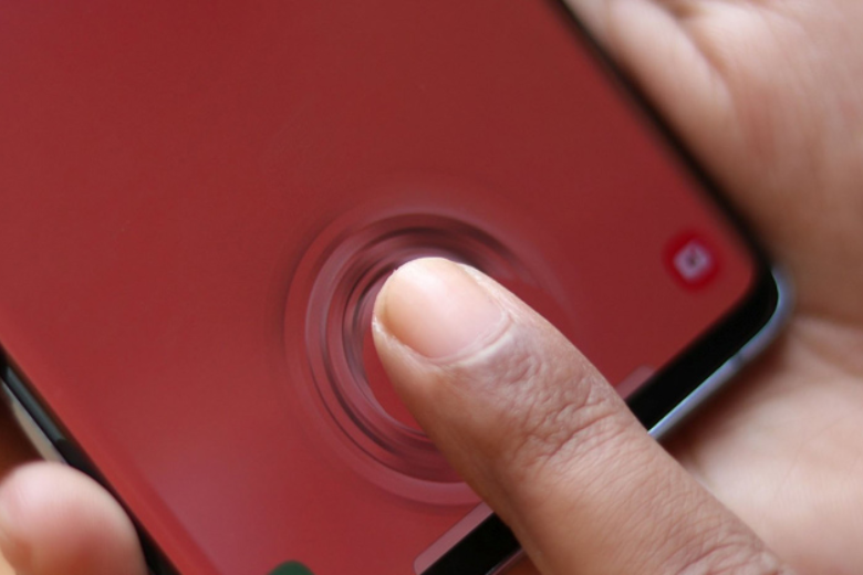 Kiểm tra lại vân tay