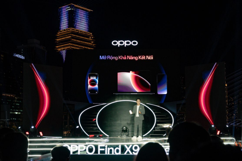 Khả năng tìm kiếm và tương tác linh hoạt