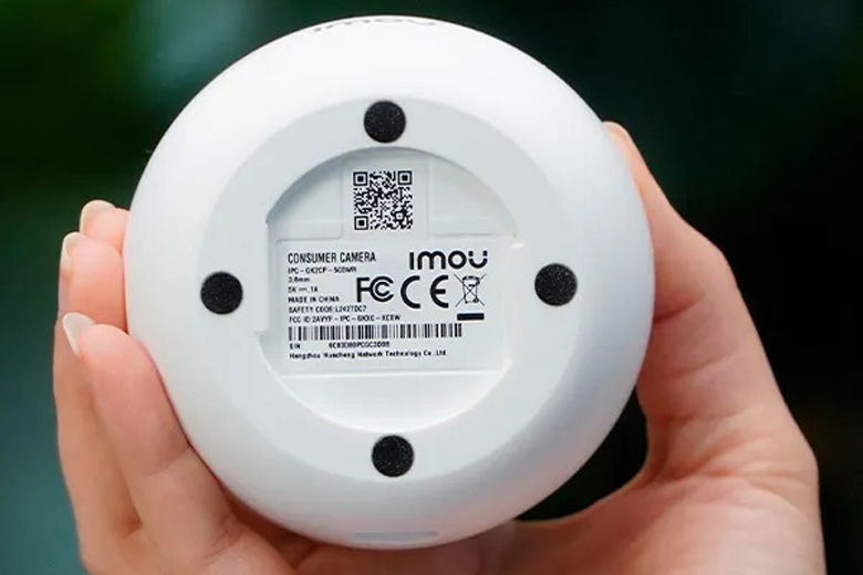 quét mã QR trên camera để kết nối với hệ thống