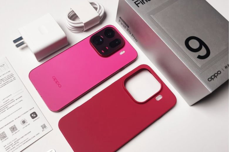 Find X9 Pro có thiết kế dạng thanh truyền thống