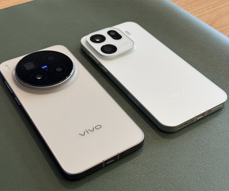 Cả hai đều sử dụng khung nhôm cùng mặt kính sang trọng