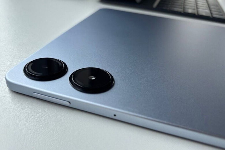 Redmi Pad Pro sở hữu camera trước 8MP