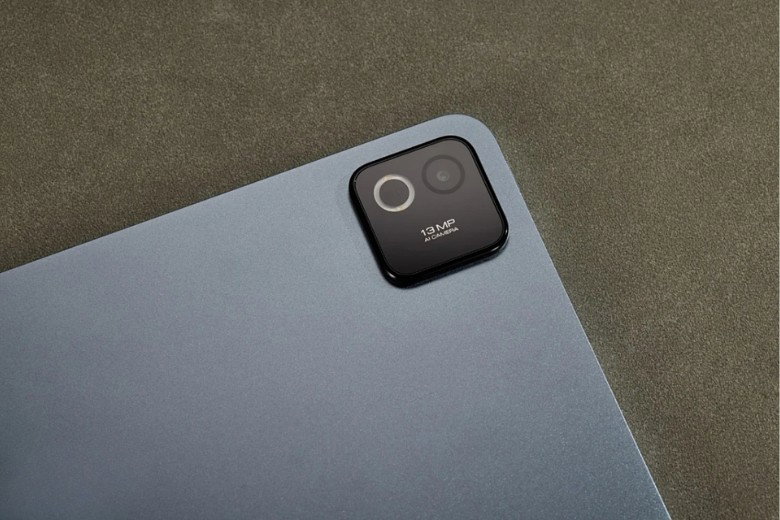 Camera chính 13MP, hỗ trợ tính năng HDR