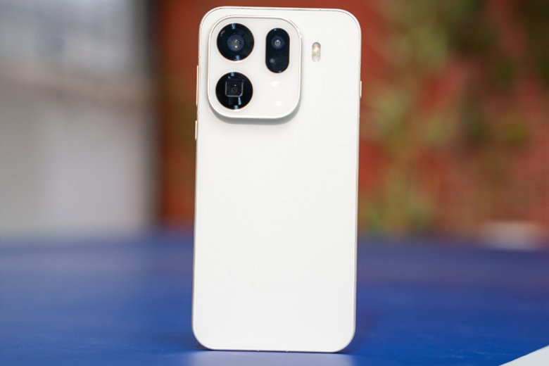 Nên mua Xiaomi 17T Pro hay OPPO Find X9 Pro?