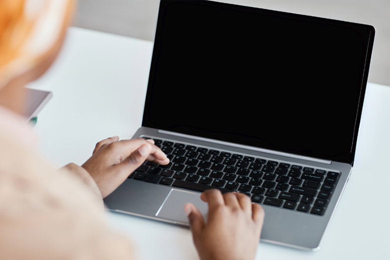 Hướng dẫn cách sửa lỗi màn hình laptop bị tối đơn giản