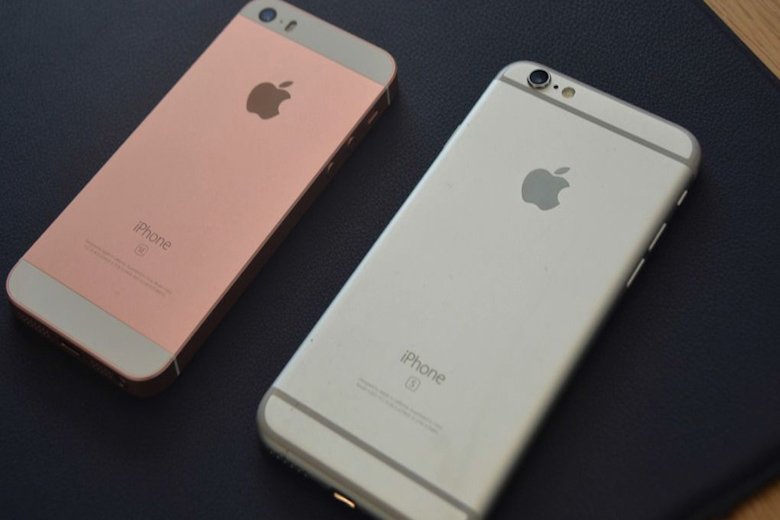 so sánh iPhone se và iphone 6s