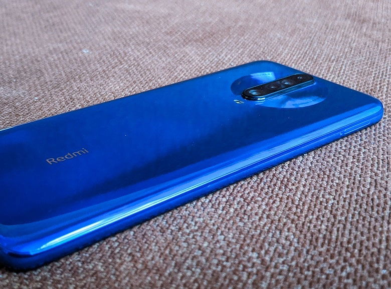 cạnh trái Redmi K30