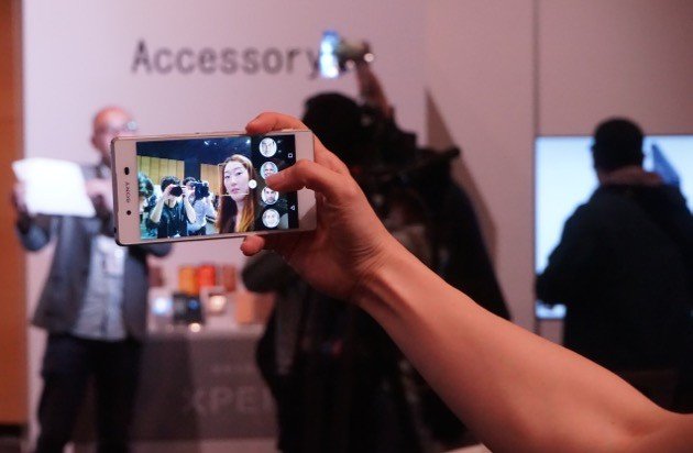 Sony Xperia Z4 được trang bị camera 20,7 MP ấn tượng