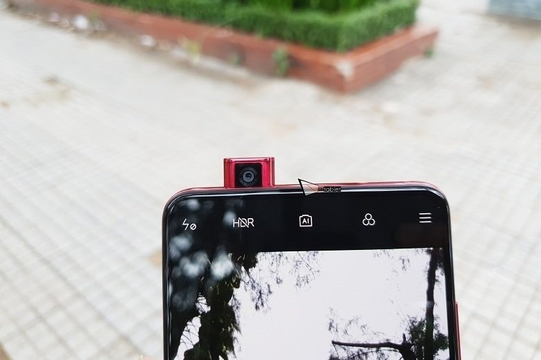 Redmi K20 RAM 8GB có camera selfie thiết kế dạng pop-up