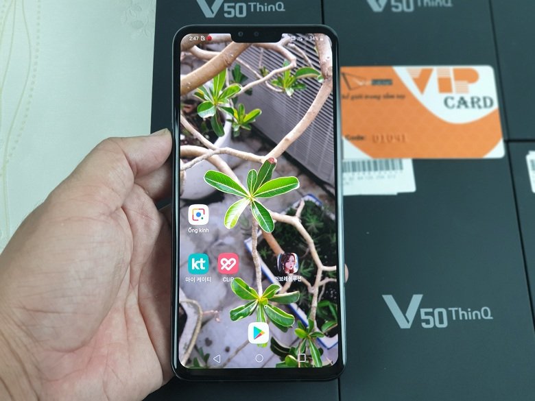 Màn hình LG V50 ThinQ 5G xách tay giá rẻ
