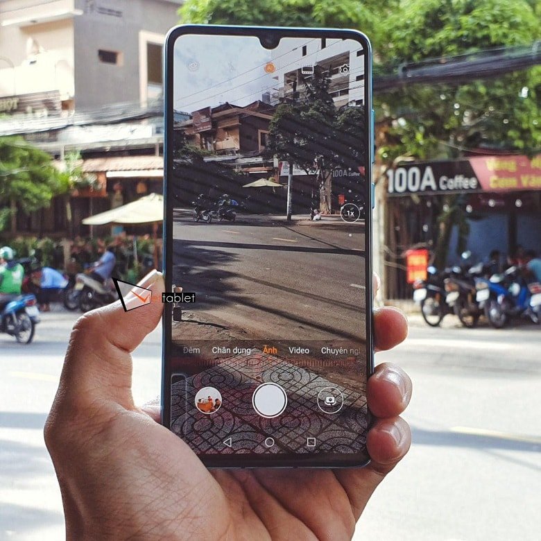 giao diện chụp ảnh của Huawei P30