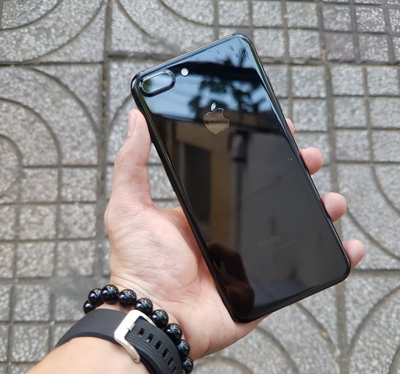 iphone 7 plus màu đen