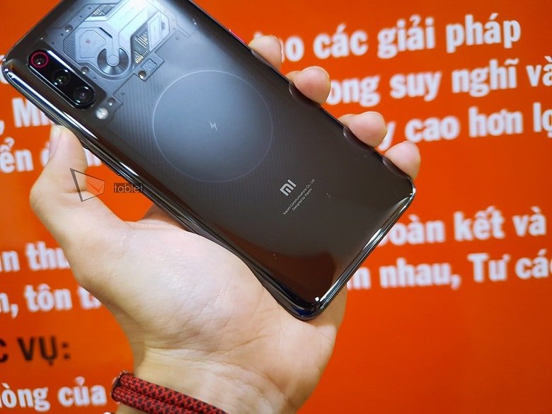 Hình ảnh mặt lưng Xiaomi Mi 9 Transparent Edition