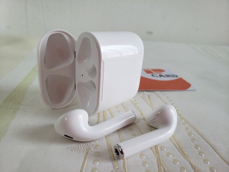 can-canh-tai-nghe-airpods-tai-viettablet