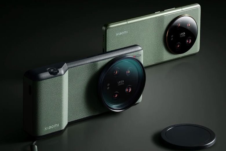 Xiaomi 13 Ultra lắp thêm phụ kiện có thể trở thành một chiếc máy ảnh cơ