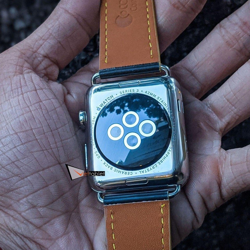 mặt sau Apple Watch S3 (42 mm) LTE Bản Thép