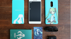 xiaomi-redmi-note-4x-hatsune-miku-co-gia-len-den-10-trieu-dong-tai-nhat