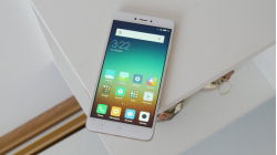 cham-hai-lan-de-mo-man-hinh-xiaomi-redmi-note-4x-chi-voi-2-not-nhac