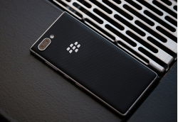 BlackBerry-KEY2-LE