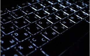 khong-bat-duoc-den-ban-phim-laptop-dell-hp-asus-1